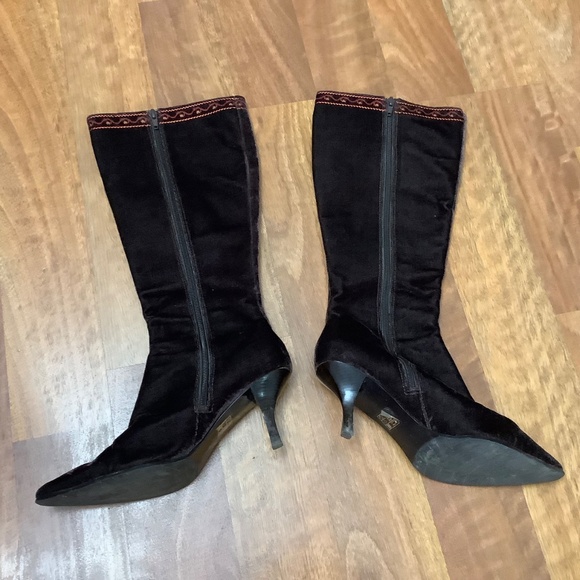 Fab Boho Suede Boots - Picture 4 of 11